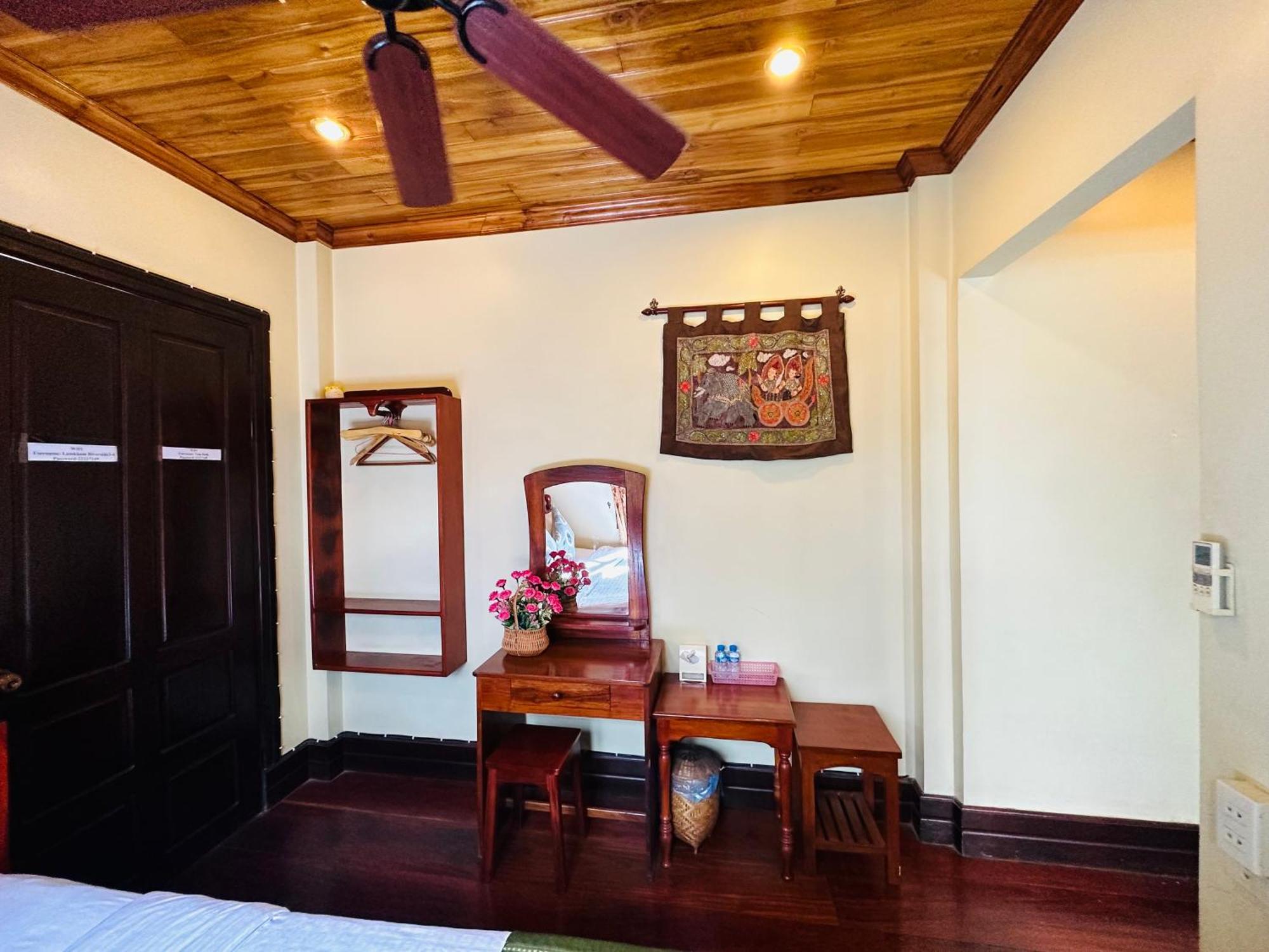 Anisa Mekong Riverside Villa Luang Prabang Exterior photo